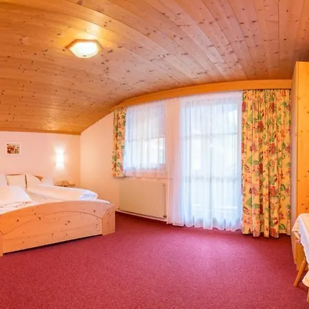 Mair Appartement *